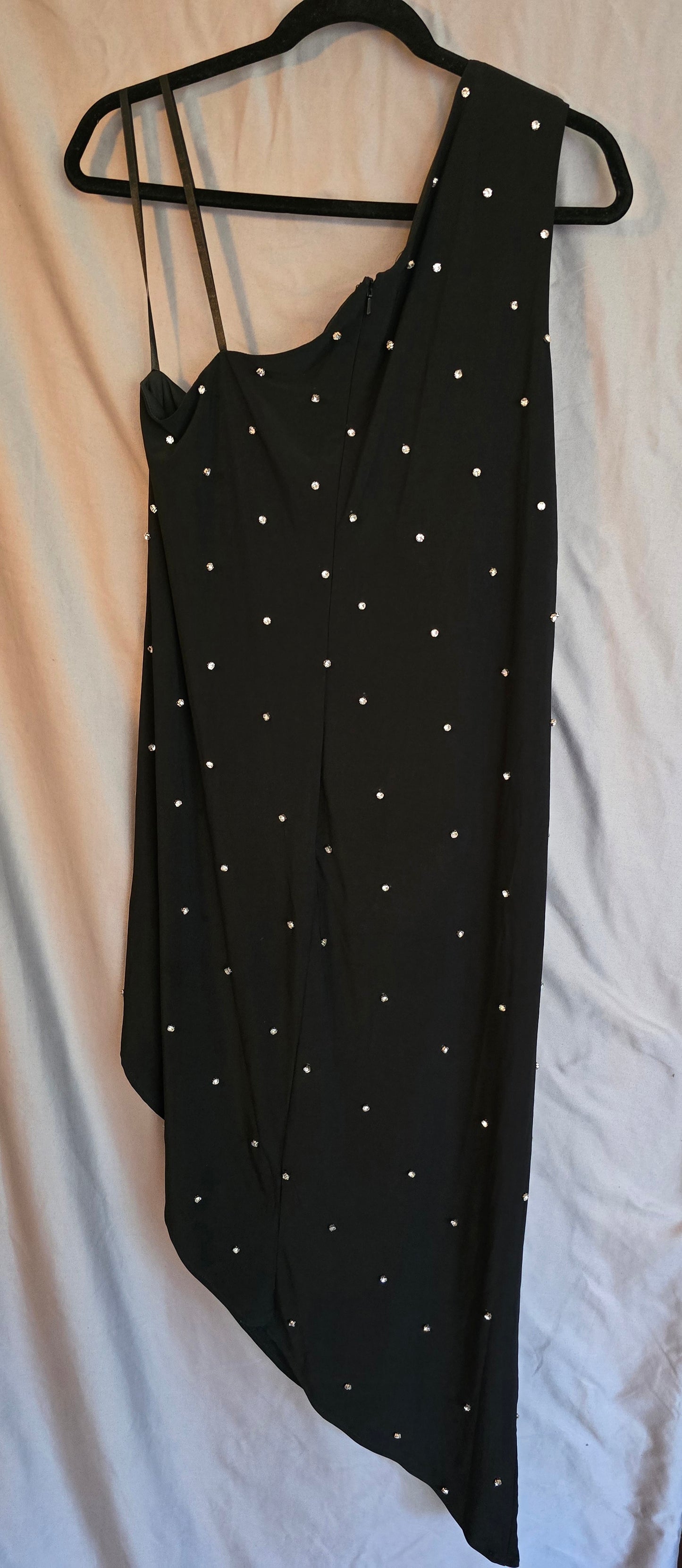 BEADED ONE-SHOULDER ASYMMETRIC HEM COCKTAIL DRESS