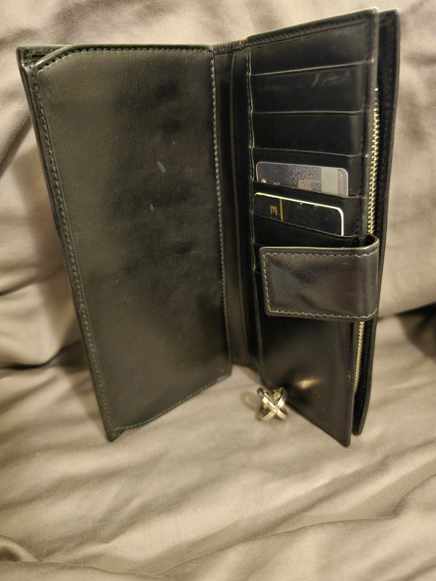 GUCCI GG CANVAS AND LEATHER CONTINENTAL WALLET Preloved <3