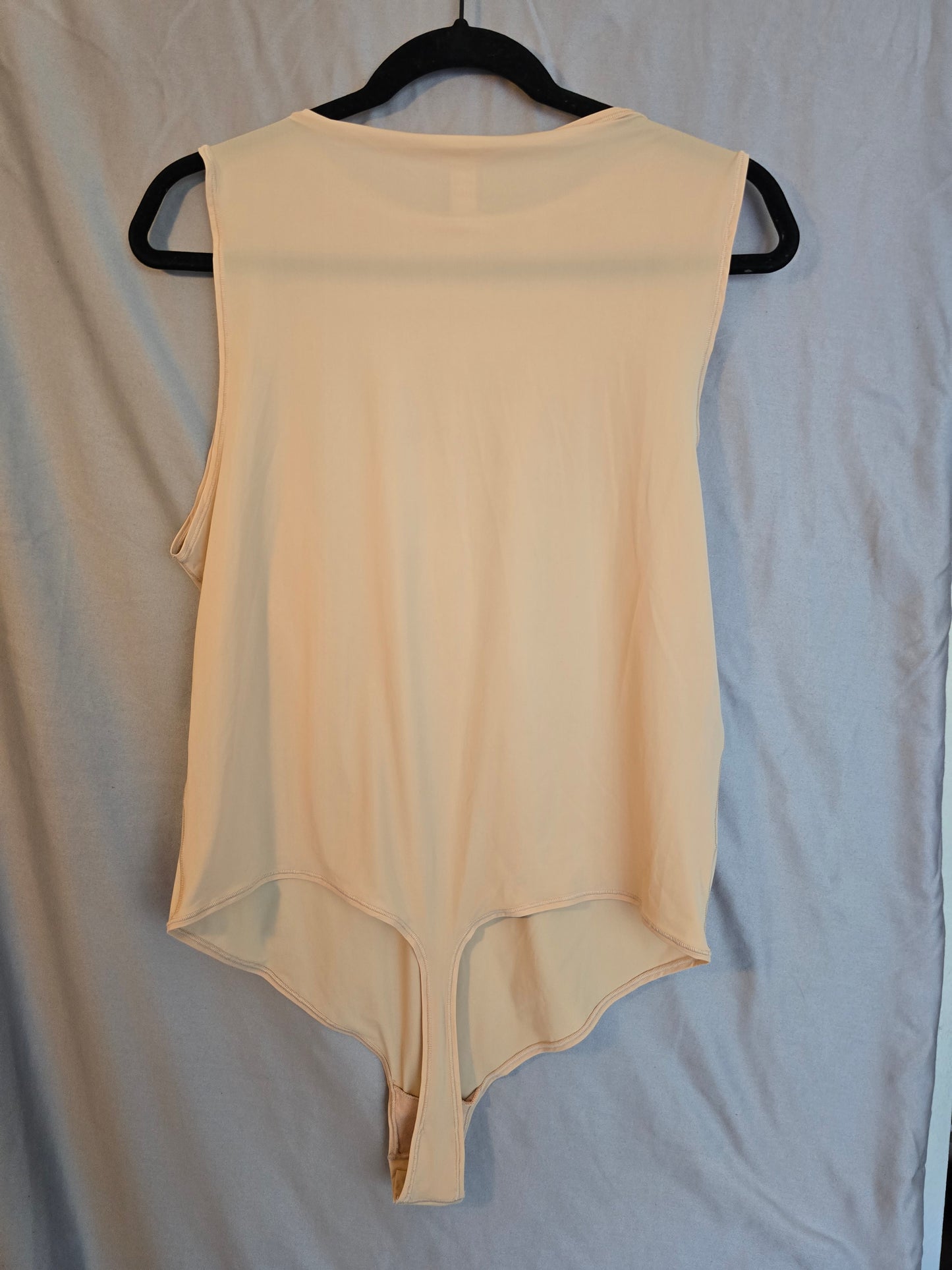 SKIMS BODYSUIT THONG