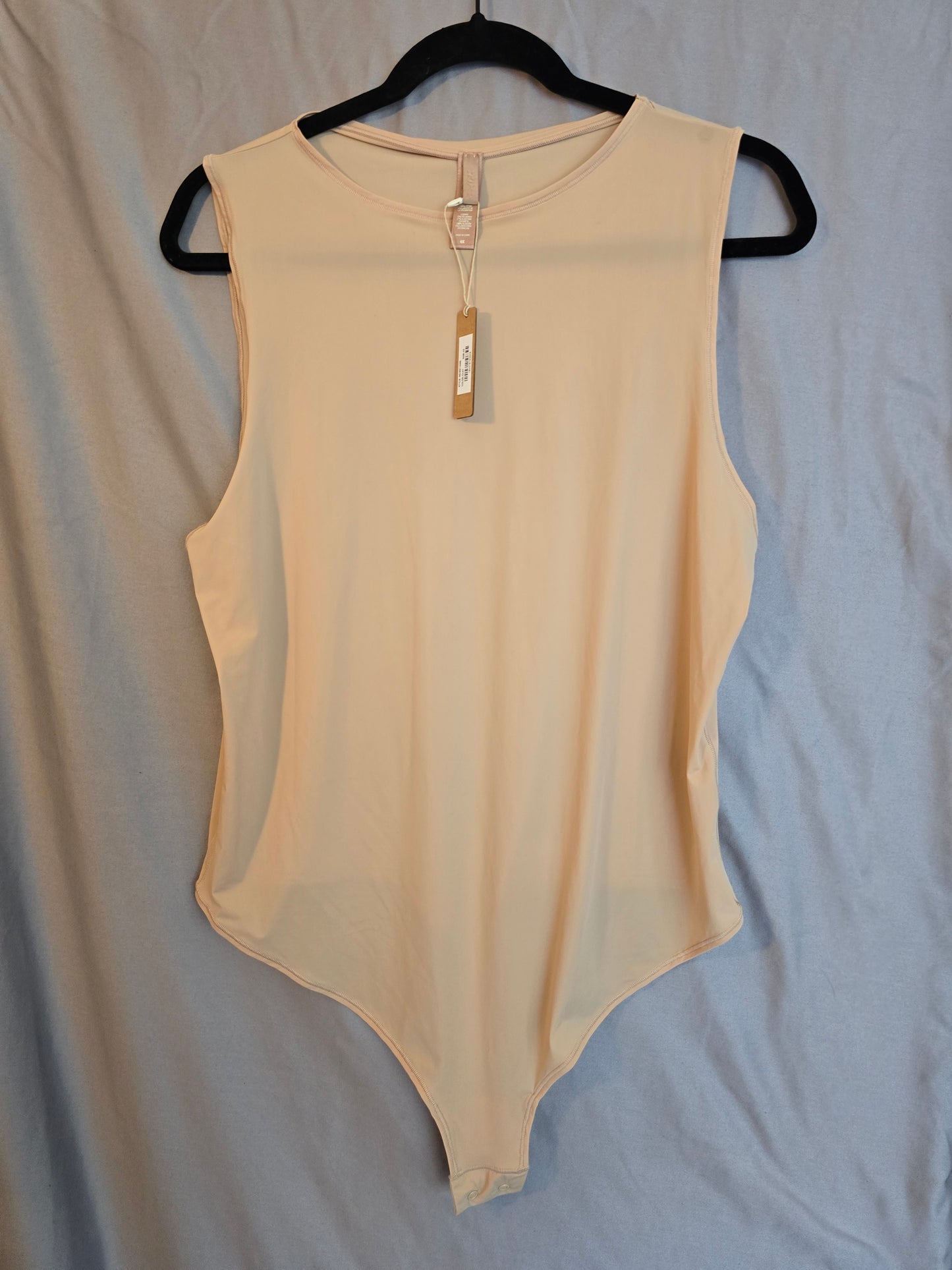 SKIMS BODYSUIT THONG